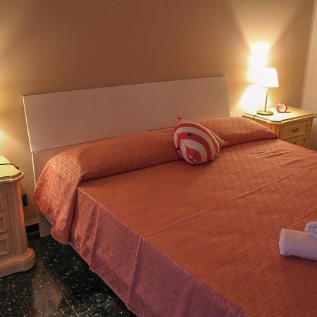 Casa Mariuccia - A Due Passi Dal Mare Apartment ซาโวนา ภายนอก รูปภาพ