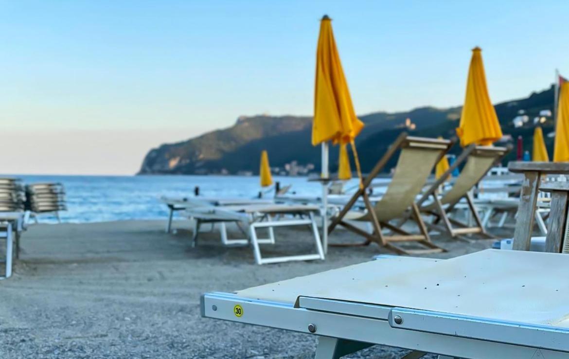 Casa Mariuccia - A Due Passi Dal Mare Apartment ซาโวนา ภายนอก รูปภาพ